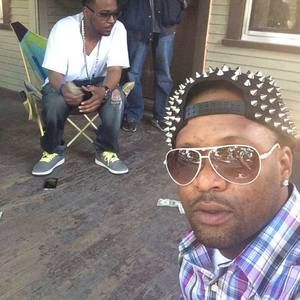 Meet your Posher, Jabezzent